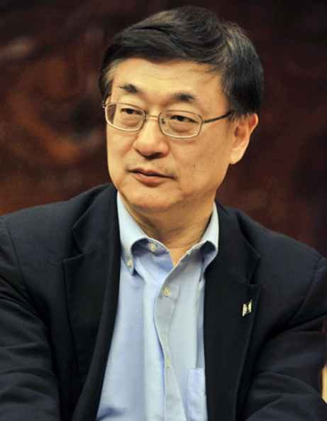 李偉
